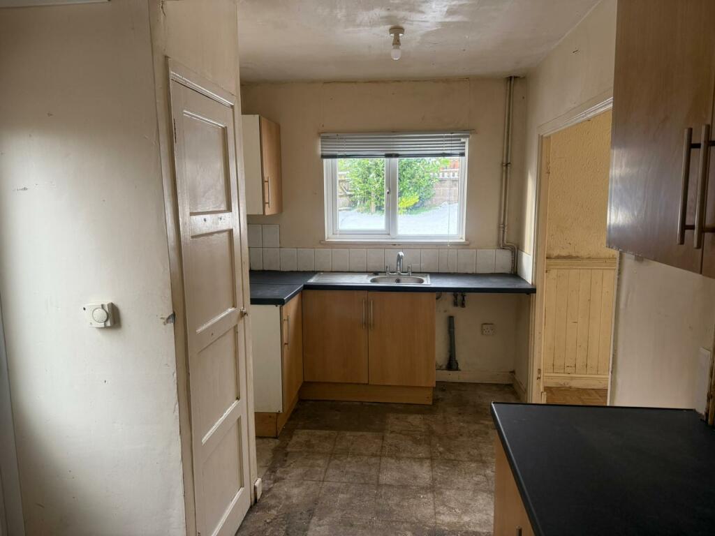 Aster Close, Werrington, Staffordshire, ST3 6QE