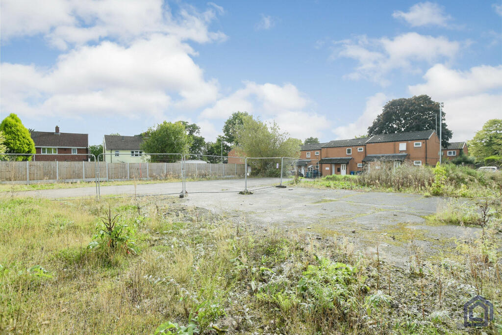 Thackeray Walk, Stafford, Staffordshire, ST17 9SE