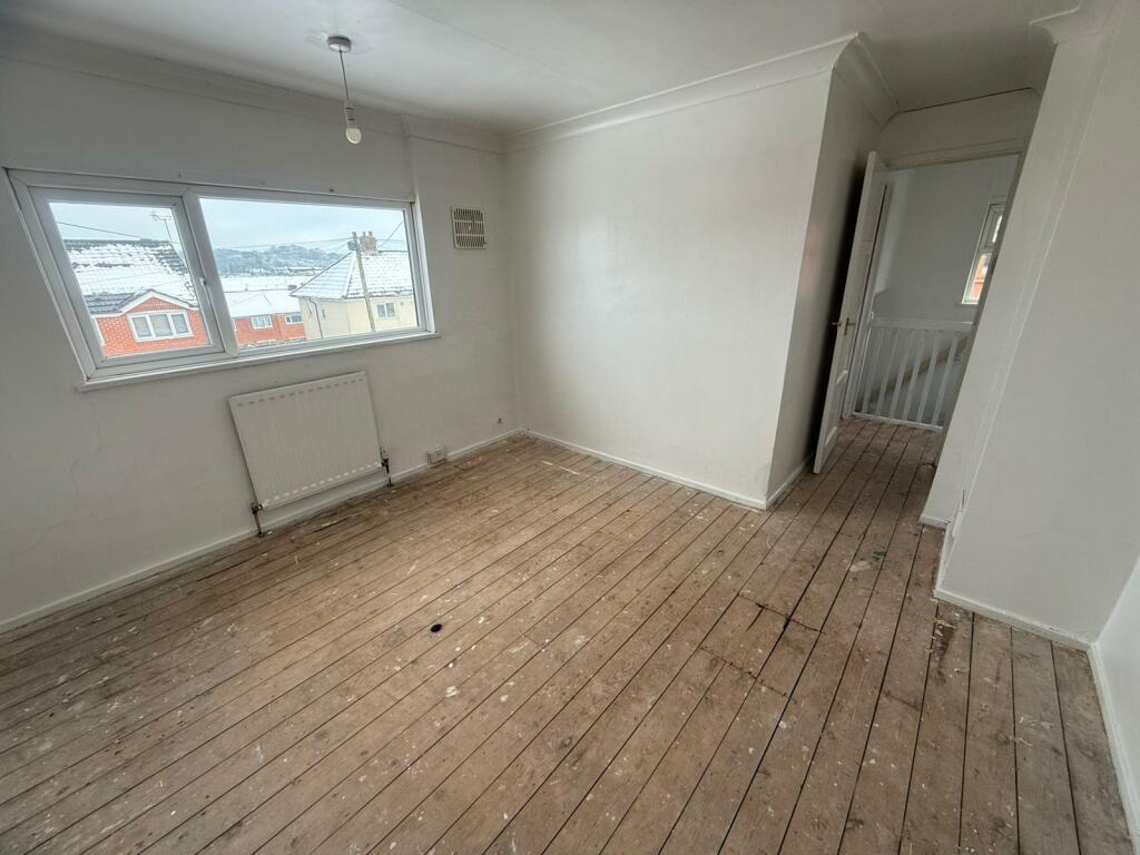 Aster Close, Werrington, Staffordshire, ST3 6QE