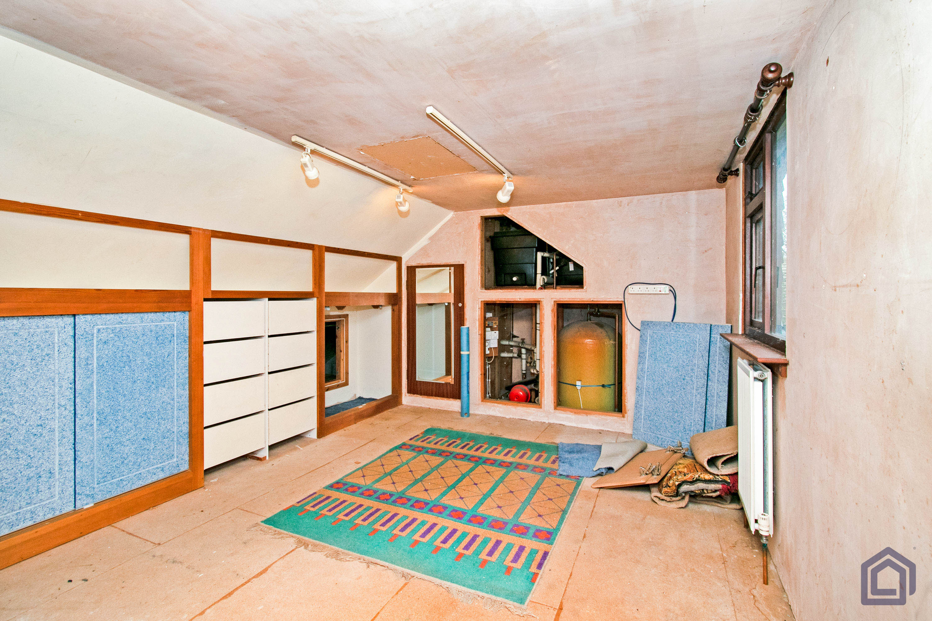 The Crescent, Porthleven, Cornwall, TR13 9LU