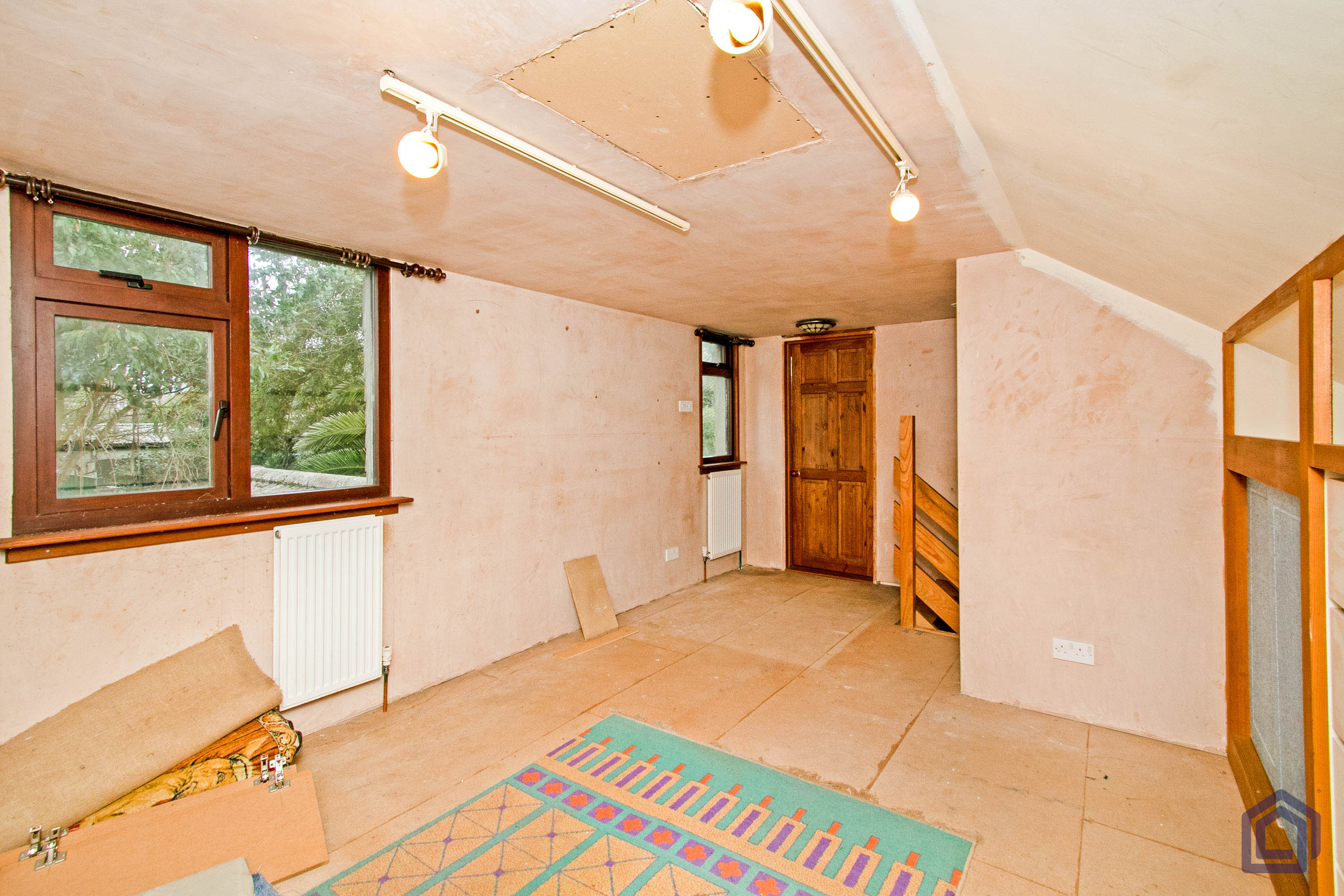 The Crescent, Porthleven, Cornwall, TR13 9LU