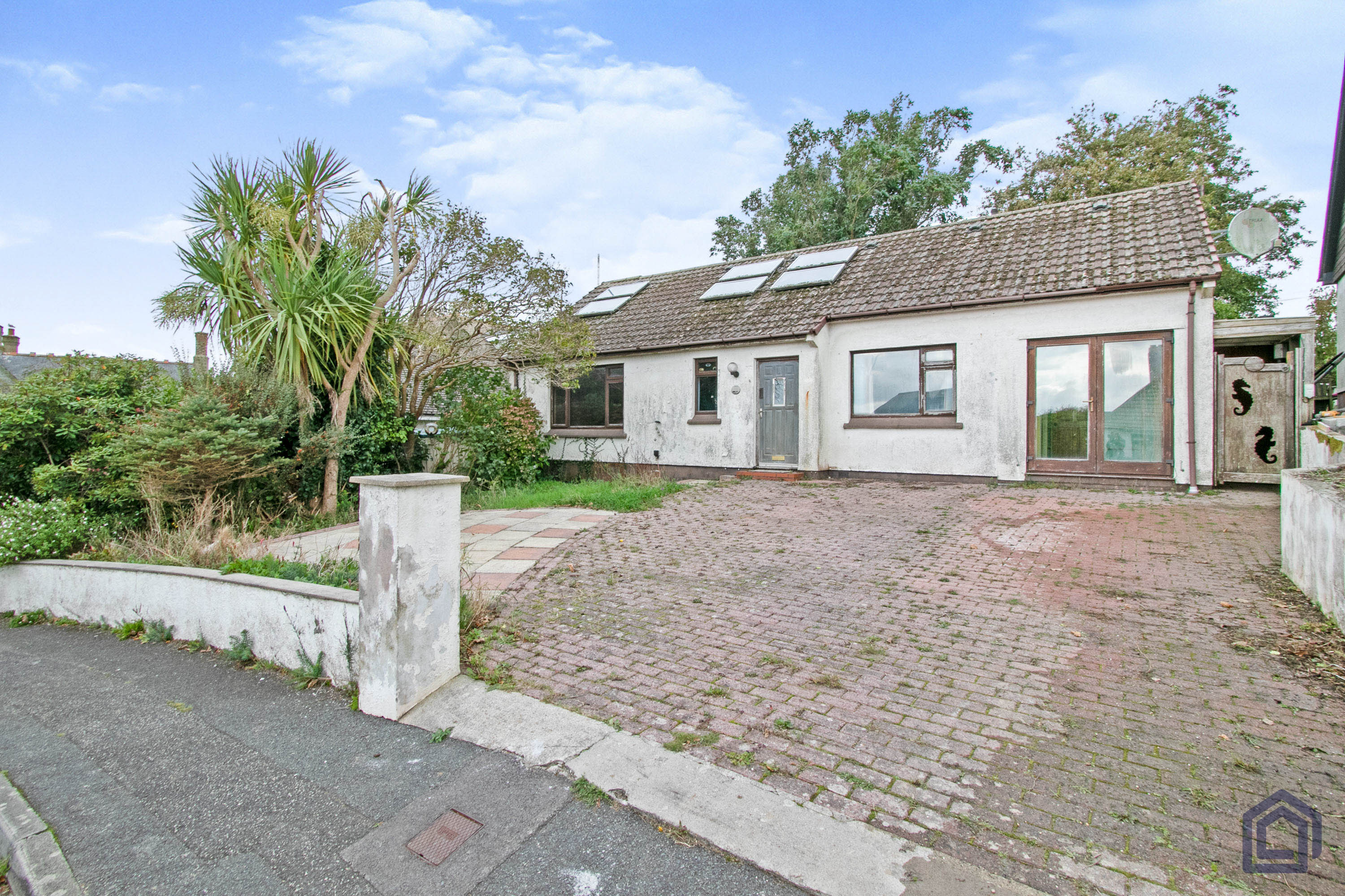 The Crescent, Porthleven, Cornwall, TR13 9LU