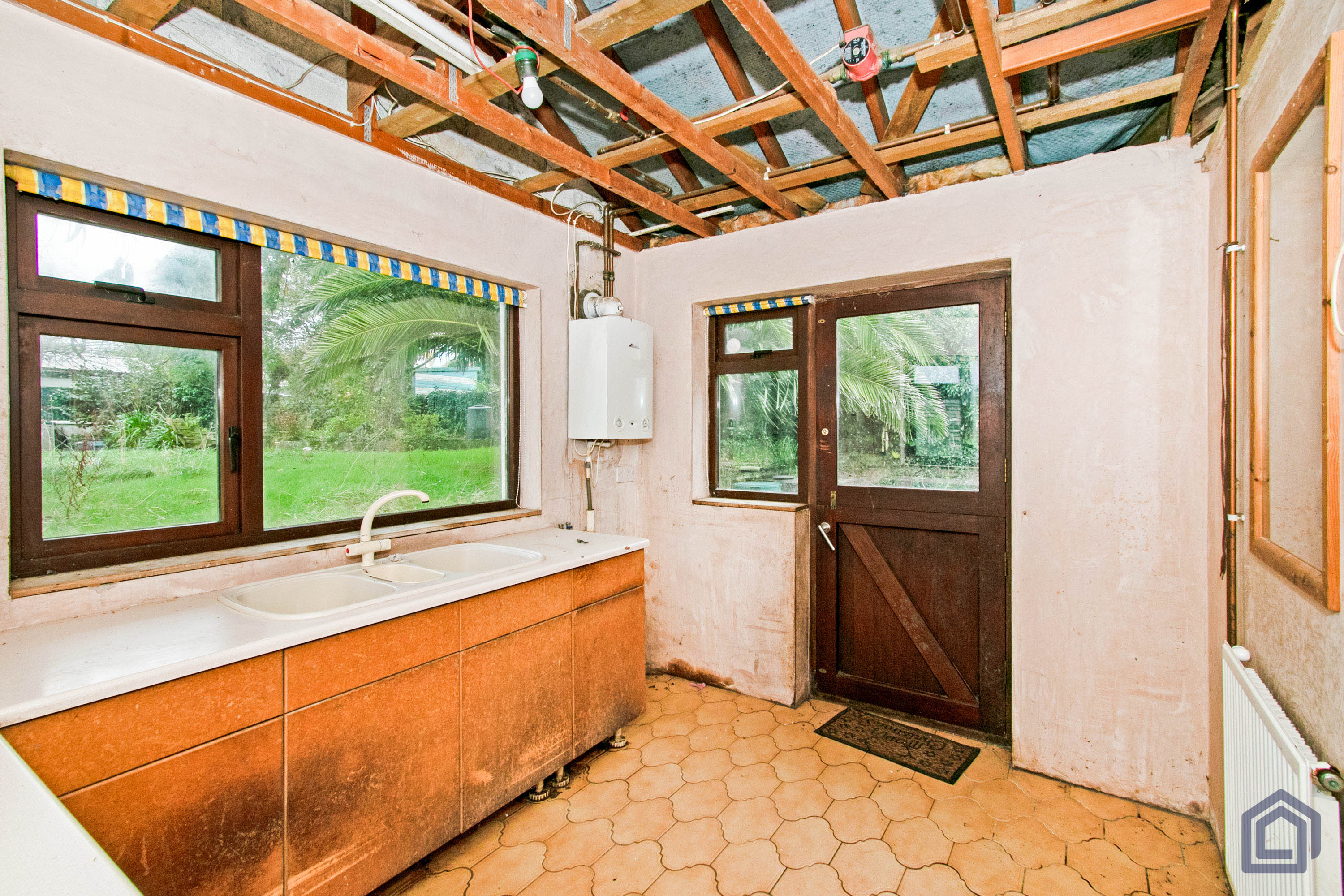 The Crescent, Porthleven, Cornwall, TR13 9LU